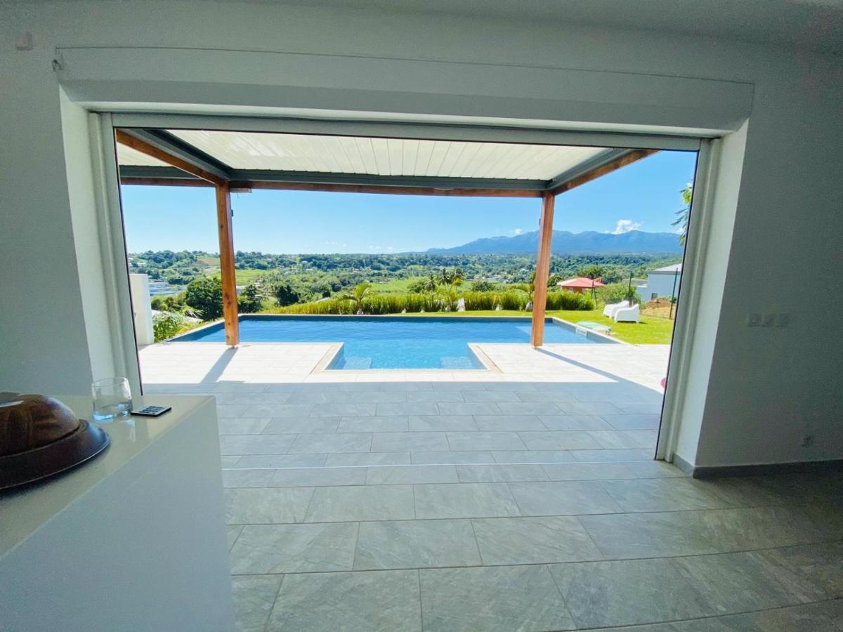 Villa Sinoe Petit-Bourg Exteriör bild